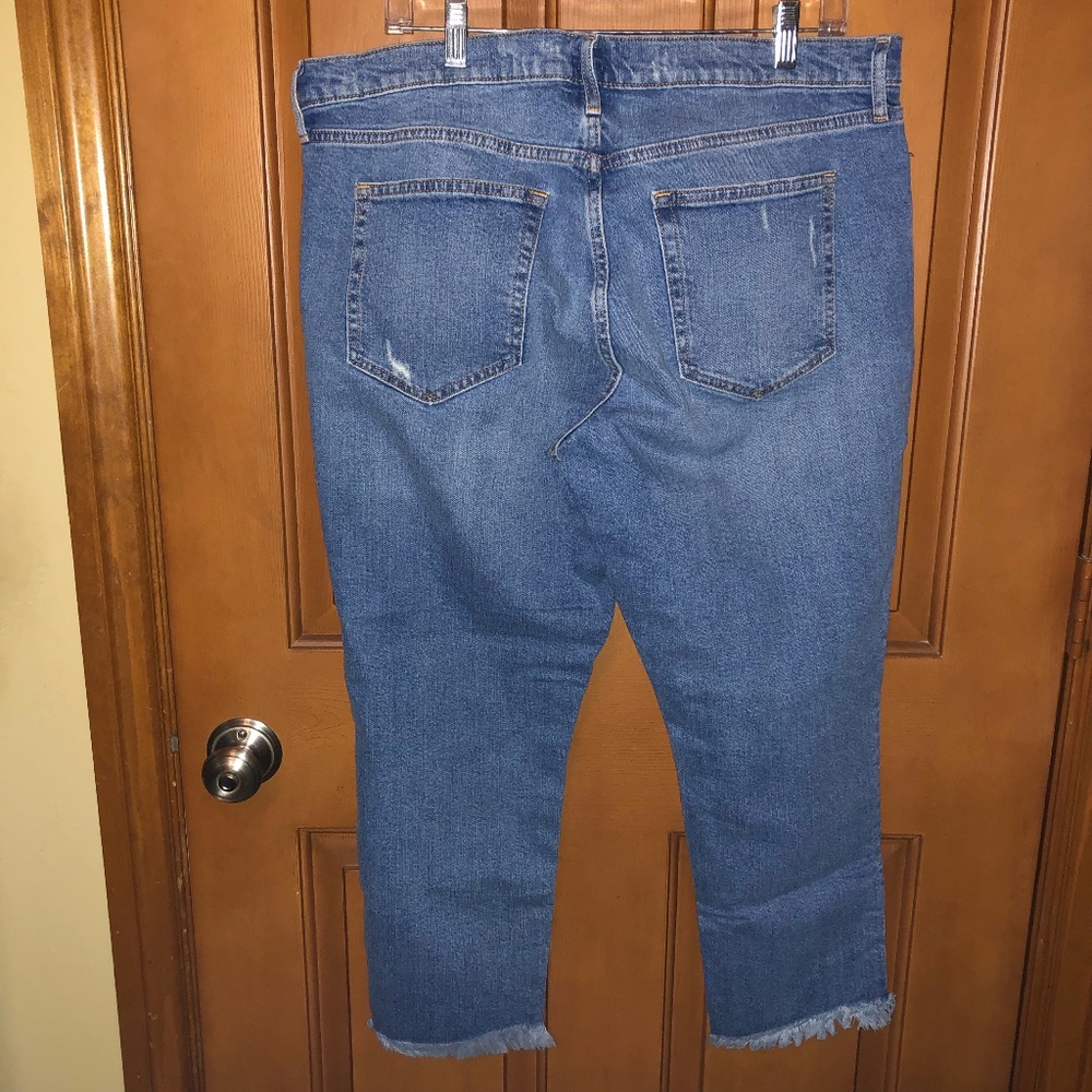 Women's Gap Best Girlfriend Cropped jeans, sz 33 - Picture 2 of 5